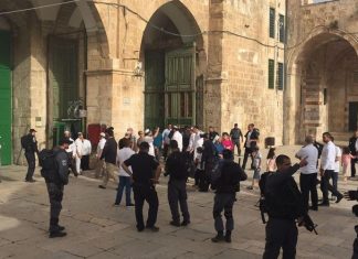 Ratusan Imigran Gelap Yahudi Nodai Masjid Al-Aqsa