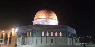 Israel Larang Adzan Gunakan Pengeras Suara di Masjid Al-Aqsa