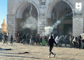 Penjajah Israel serang jamaah Masjid Al-Aqsa