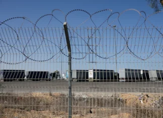 Israel Klaim Buka Perbatasan Zikim untuk Bantuan Gaza