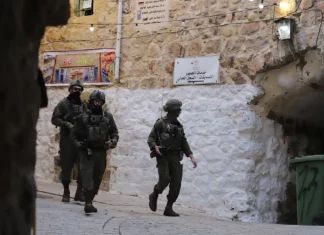 Israel Serang Tepi Barat, Pemukim Yahudi Serang Rumah Palestina di Hebron