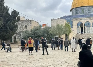 Ratusan Pemukim Nodai Al-Aqsa, Makin Banyak Lebih Banyak Warga Al-Quds Diusir dari Masjid