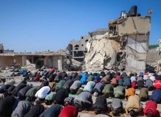 Ramadhan di Gaza: Shalat di Atas Reruntuhan, Iman yang Menantang Kehancuran