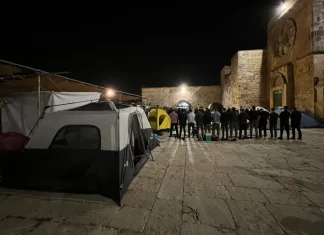 Lailatul Qadar Tanpa I’tikaf: Warga Al-Quds Menyapa Al-Aqsa dari Balik Pintu yang Tertutup