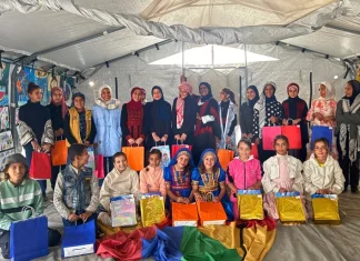 Warna dari Jantung Gaza, Anak-anak Melukis Agar Tak Patah