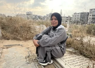 Idul Adha di Atas Tanah Gaza, Murabith Rayakan Lebaran di Tengah Kuburan