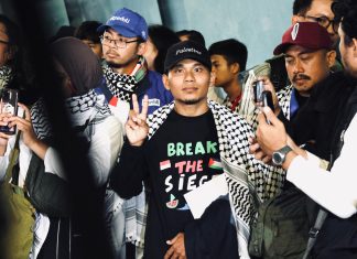 Momen 9 WNI Korban Penculikan Israel Tiba di Indonesia