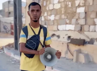 Meski Lumpuh, Ahmad Tiap Hari Tempuh 15 Kilometer Sebarkan Al-Qur’an di Gaza
