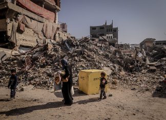 Bola, Serpihan Bom, dan Garis Kuning: Saat Bermain di Gaza Berujung Pertaruhan Nyawa