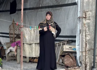 Rumah Nyaris Runtuh dan Ancaman Banjir Menghimpit Keluarga Gaza