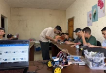 Peralatan Terbatas, Ambisi Tak Terbatas: Anak-Anak Gaza Belajar Robotika di Tengah Perang