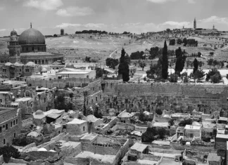 Foto-Foto Lama Merekam Perjalanan Al-Quds Selama Satu Abad