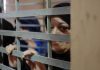 Perwira Israel Buka Paksa Hijab Perempuan Palestina di Penjara, Dikurung di Sel Penuh Gas Air Mata
