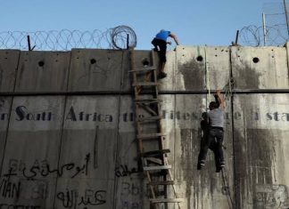 Realita Pekerja Palestina: Berangkat Sebelum Fajar, Pulang Tanpa Kepastian